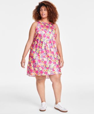 On 34th - Trendy Plus Floral Satin Round-Neck Mini Dress