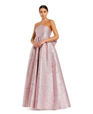 Mac Duggal