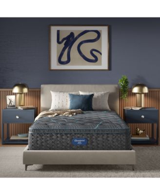 Beautyrest - Level Two 14.75" Plush Pillow Top Mattress Set - Split Queen